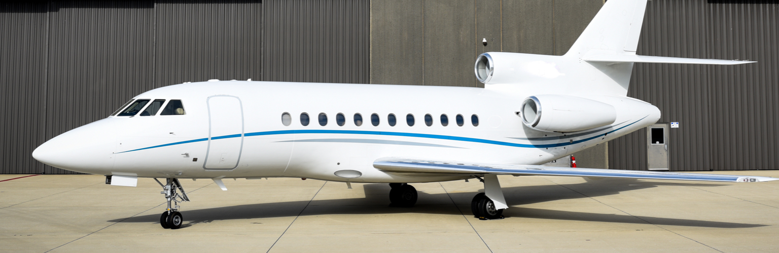 Falcon 900B